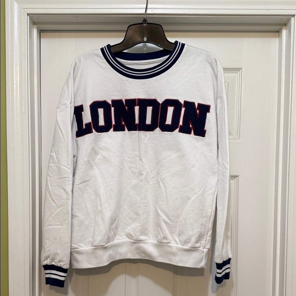 Freeze White and Navy London Crewneck Sweatshirt - size M